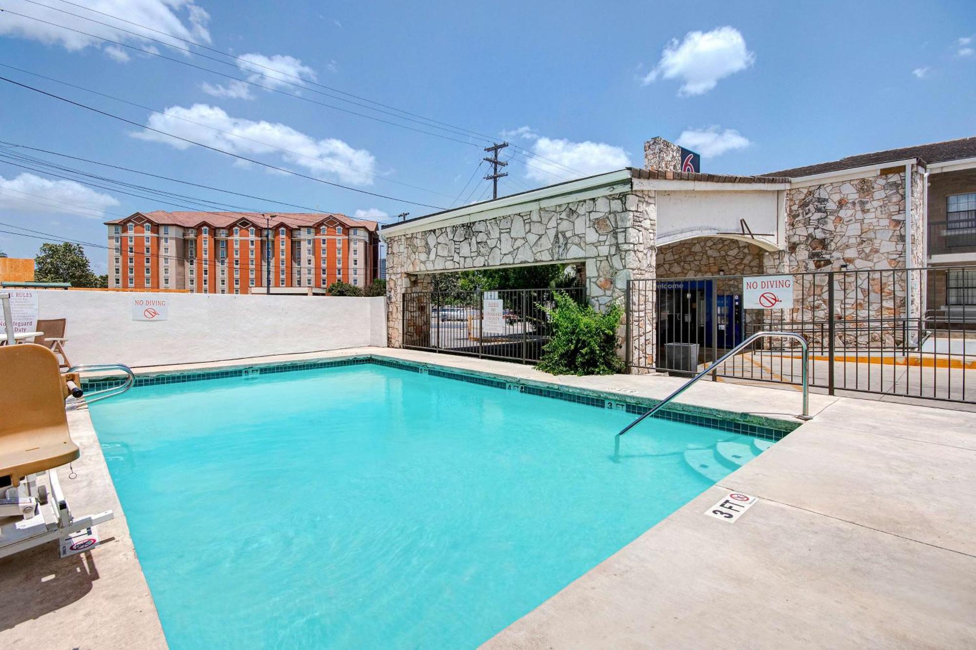 Motel 6-San Antonio, Tx - Northwest Medical Center מראה חיצוני תמונה